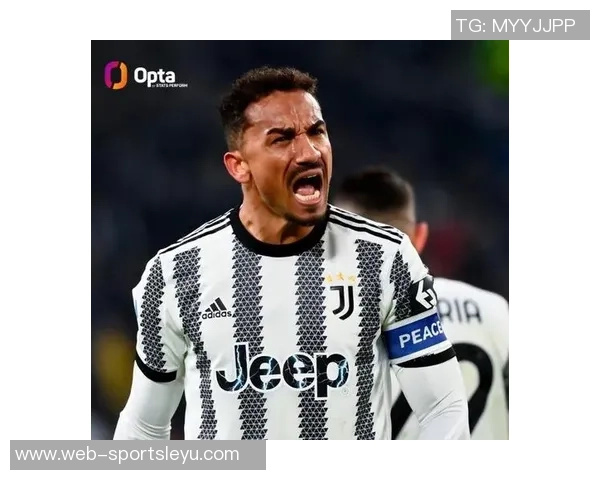 达尼洛重返尤文主场观赛感慨万千未来希望以新身份再回归 达尼洛重返尤文主场观赛感慨万千未来希望以新身份再回归